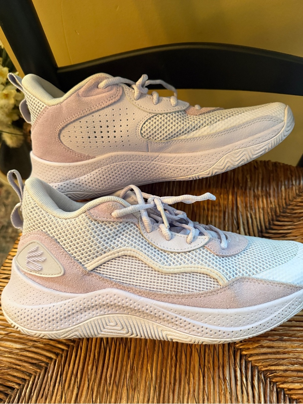 Under Armour Men’s Curry Mesh & Suede Sneakers - Cream/Pale Purple
